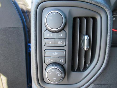 New 2026 Chevrolet Silverado 1500 Custom image 22