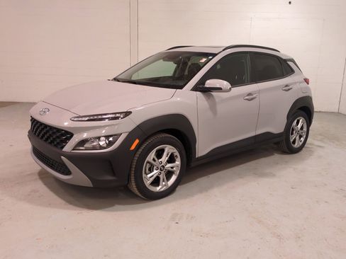 Used 2023 Hyundai Kona SEL w/ Convenience Package image 8