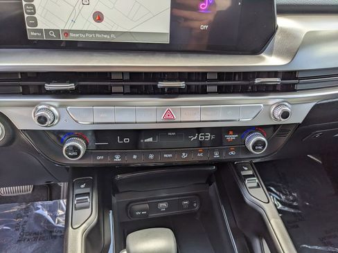 Used 2025 Kia Telluride S image 27