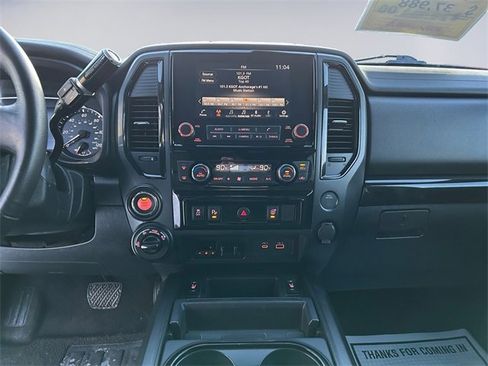 Used 2023 Nissan Titan SV w/ SV Convenience Package image 11