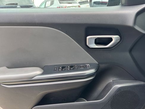 Used 2025 Kia K4 FWD image 18