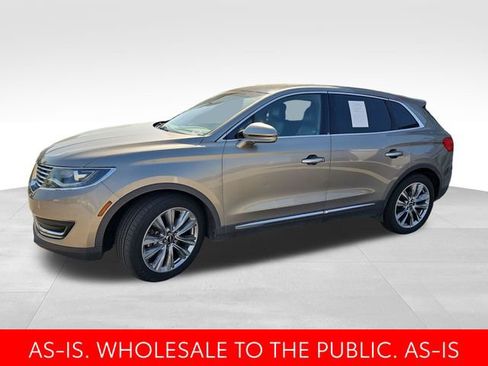 Used 2016 Lincoln MKX Reserve w/ Climate Package AWD/4WD image 4