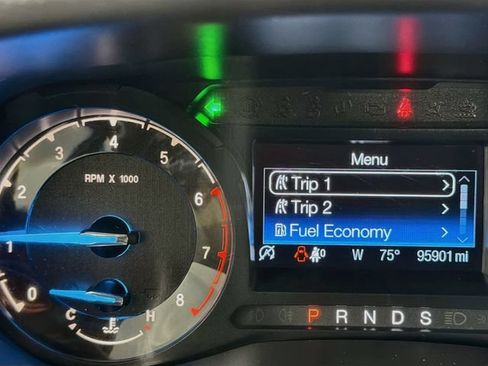 Used 2020 Ford Ranger XLT w/ Equipment Group 302A Luxury AWD/4WD image 13