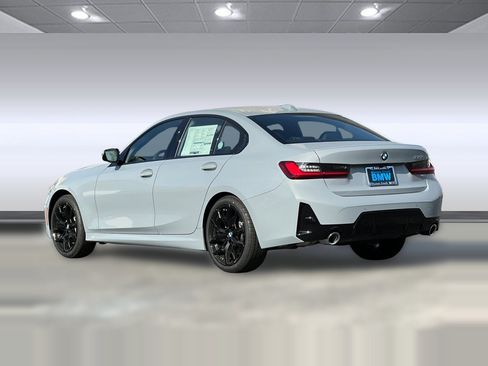 Used 2026 BMW 330i Sedan w/ M Sport Package RWD image 3
