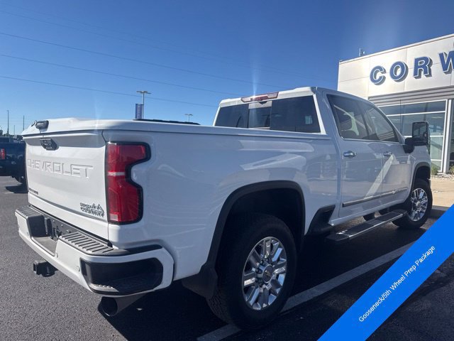 Used 2024 Chevrolet Silverado 2500 High Country w/ High Country Premium Package AWD/4WD image 7