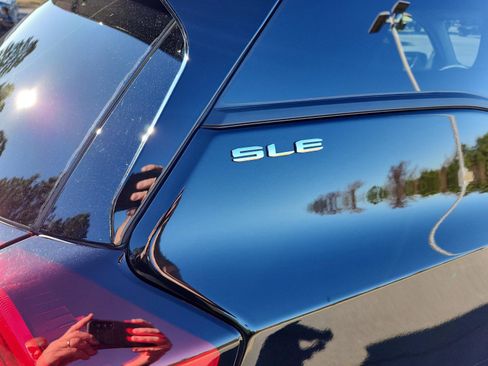 Certified 2023 GMC Terrain SLE image 5