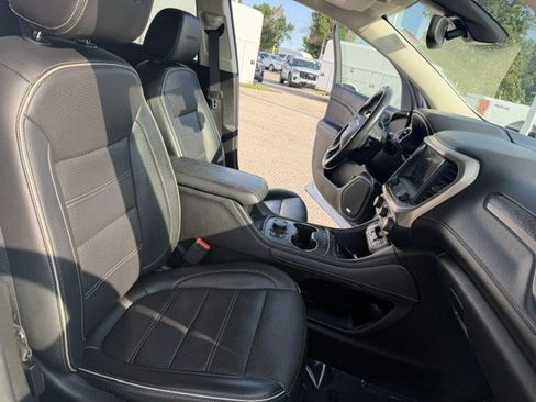 Used 2022 GMC Acadia Denali w/ Trailering Package AWD/4WD image 39