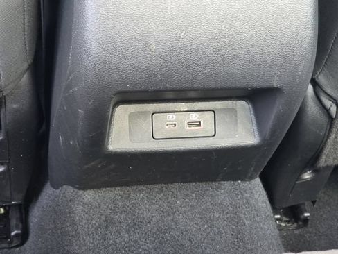 Used 2025 Nissan Altima 2.5 SV FWD image 18