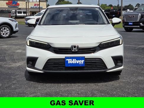 Used 2024 Honda Civic Touring image 3