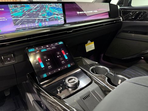 New 2026 Cadillac Escalade IQL Sport 1 AWD/4WD image 16