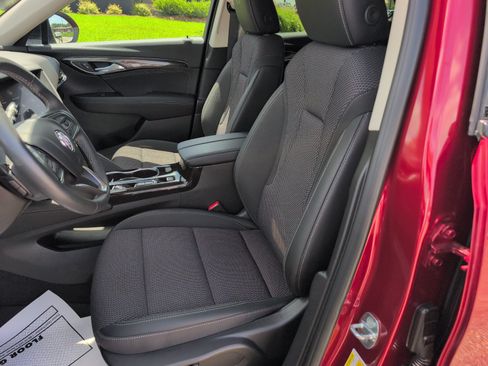 Used 2023 Buick Envision Preferred w/ Sport Touring Package AWD/4WD image 17