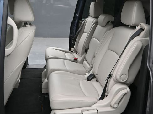 Used 2025 Honda Odyssey EX-L image 15