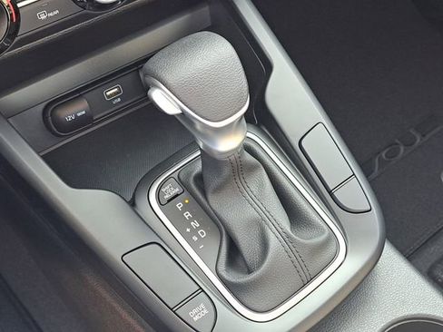 New 2025 Kia Soul LX w/ LX Technology Package image 13