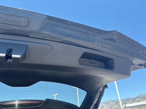 Used 2025 Chevrolet Blazer LT w/ Convenience Package AWD/4WD image 26