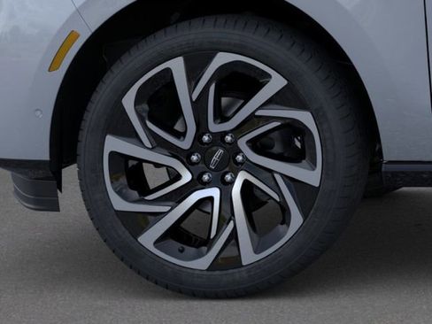 New 2026 Lincoln Navigator Reserve image 21