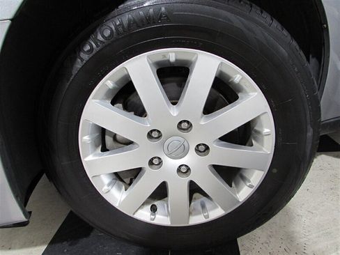 Used 2014 Chrysler Town & Country Touring image 66