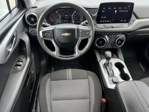 Used 2024 Chevrolet Blazer LT w/ Convenience Package FWD image 14