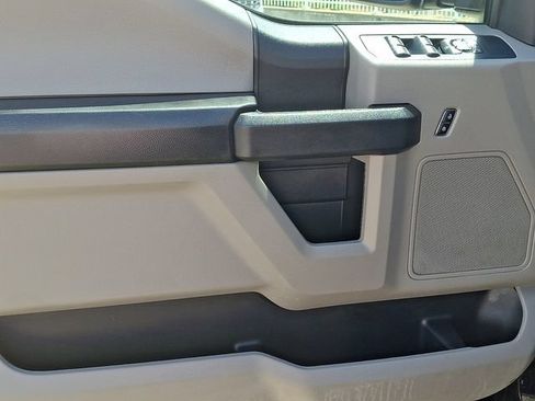 Used 2020 Ford F350 XL w/ STX Appearance Package AWD/4WD image 14