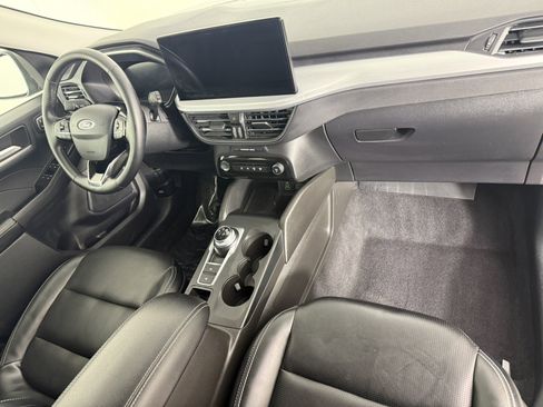 Certified 2025 Ford Escape Platinum image 11