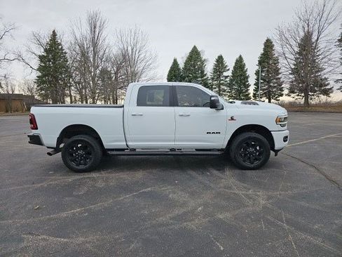 Used 2024 RAM 2500 Laramie w/ Night Edition AWD/4WD image 6