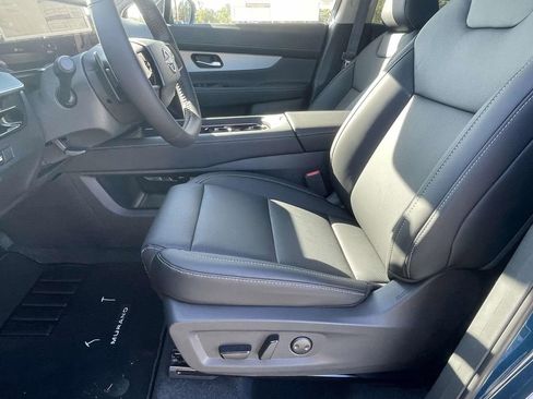 New 2026 Nissan Murano SL image 14