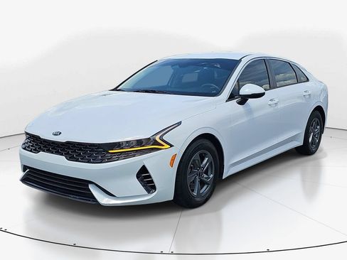 Used 2021 Kia K5 LXS FWD image 11