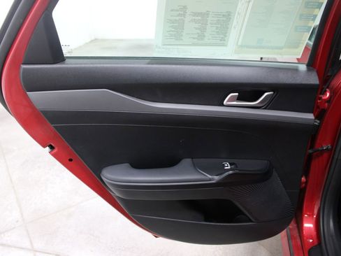 Used 2025 Kia K5 LXS FWD image 17
