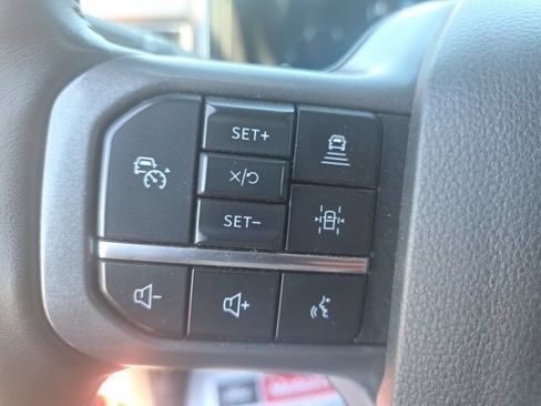 Used 2023 Ford F250 Lariat w/ Lariat Ultimate Package AWD/4WD image 20