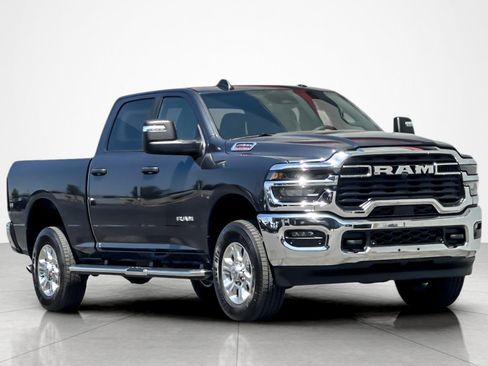Used 2026 RAM 2500 Big Horn AWD/4WD image 7