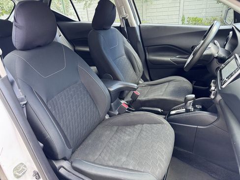 Used 2021 Nissan Kicks S FWD image 16