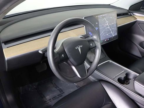 Used 2021 Tesla Model 3 Standard Range Plus image 28