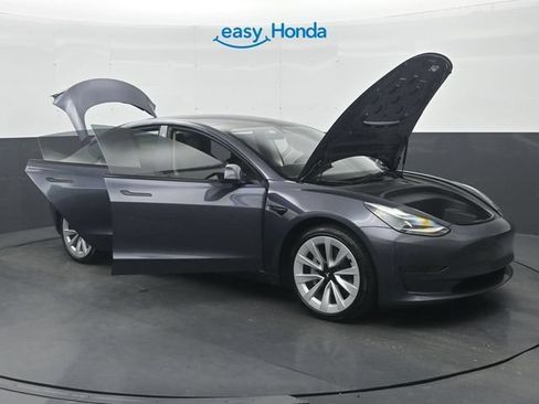 Used 2023 Tesla Model 3 Standard Range RWD image 33