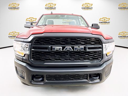 Used 2019 RAM 3500 Tradesman RWD image 2