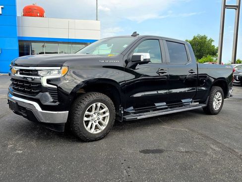 Used 2022 Chevrolet Silverado 1500 LT w/ Max Trailering Package AWD/4WD image 2