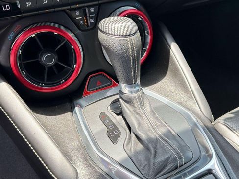 Used 2016 Chevrolet Camaro SS RWD image 18