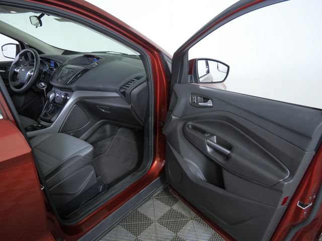 Used 2015 Ford Escape SE FWD image 11