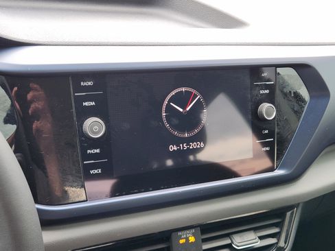 Used 2023 Volkswagen Taos SE image 10