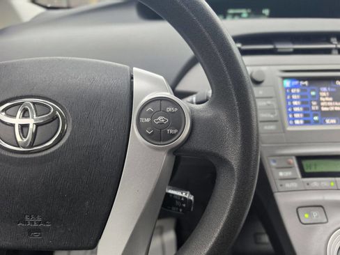 Used 2012 Toyota Prius Two FWD image 32