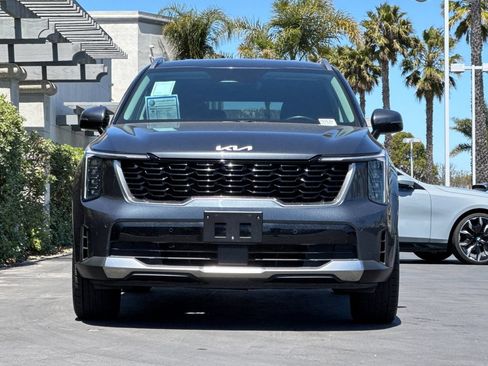 Used 2024 Kia Sorento S AWD/4WD image 9
