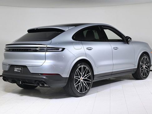 Certified 2026 Porsche Cayenne Coupe AWD image 7