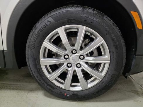 Used 2021 Cadillac XT4 Premium Luxury image 30