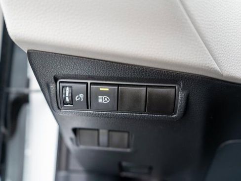 Used 2023 Toyota Corolla Cross L AWD/4WD image 20