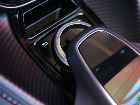 Used 2023 Aston Martin DBS Superleggera Volante image 44