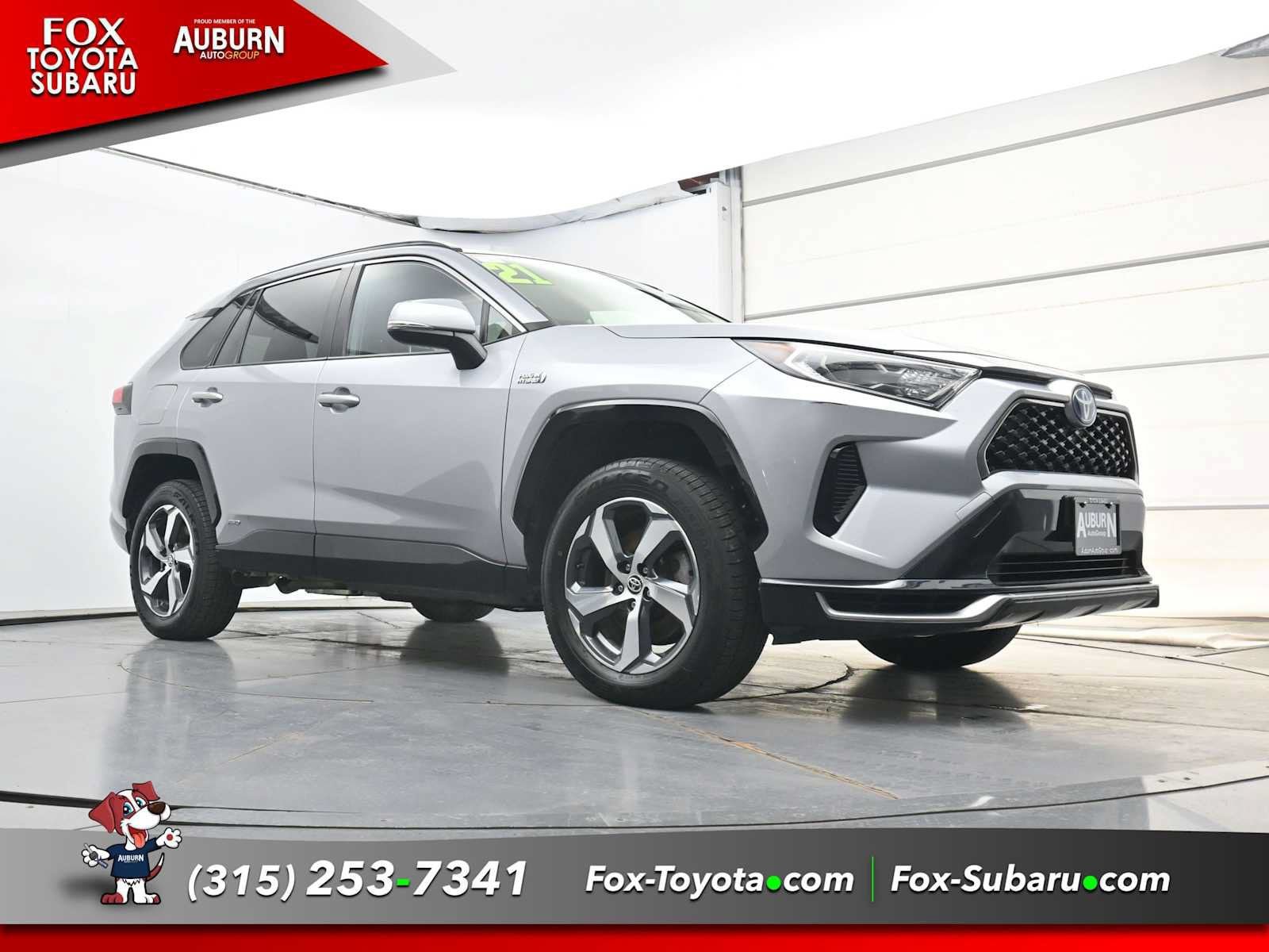 Used 2021 Toyota RAV4 SE w/ Weather & Moonroof Package AWD/4WD image 23