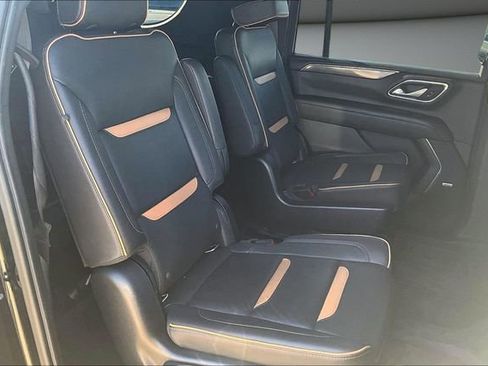 Used 2022 GMC Yukon XL AT4 w/ AT4 Premium Plus Package image 25