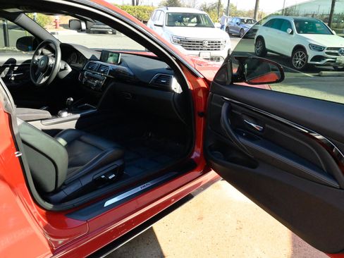 Used 2020 BMW M4 Coupe w/ Competition Package image 36