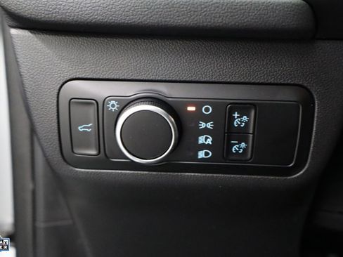 Used 2024 Ford Escape ST-Line w/ Cold Weather Package image 15