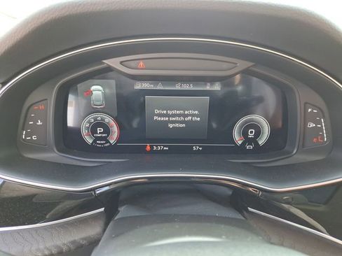 Used 2022 Audi Q8 Premium Plus AWD/4WD image 9