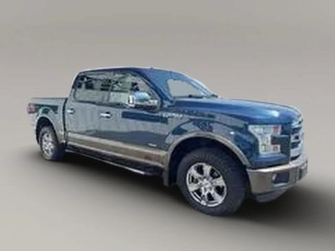 Used 2015 Ford F150 Lariat w/ Equipment Group 502A Luxury AWD/4WD image 2