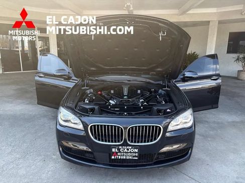 Used 2015 BMW 750Li w/ M Sport Edition RWD image 25